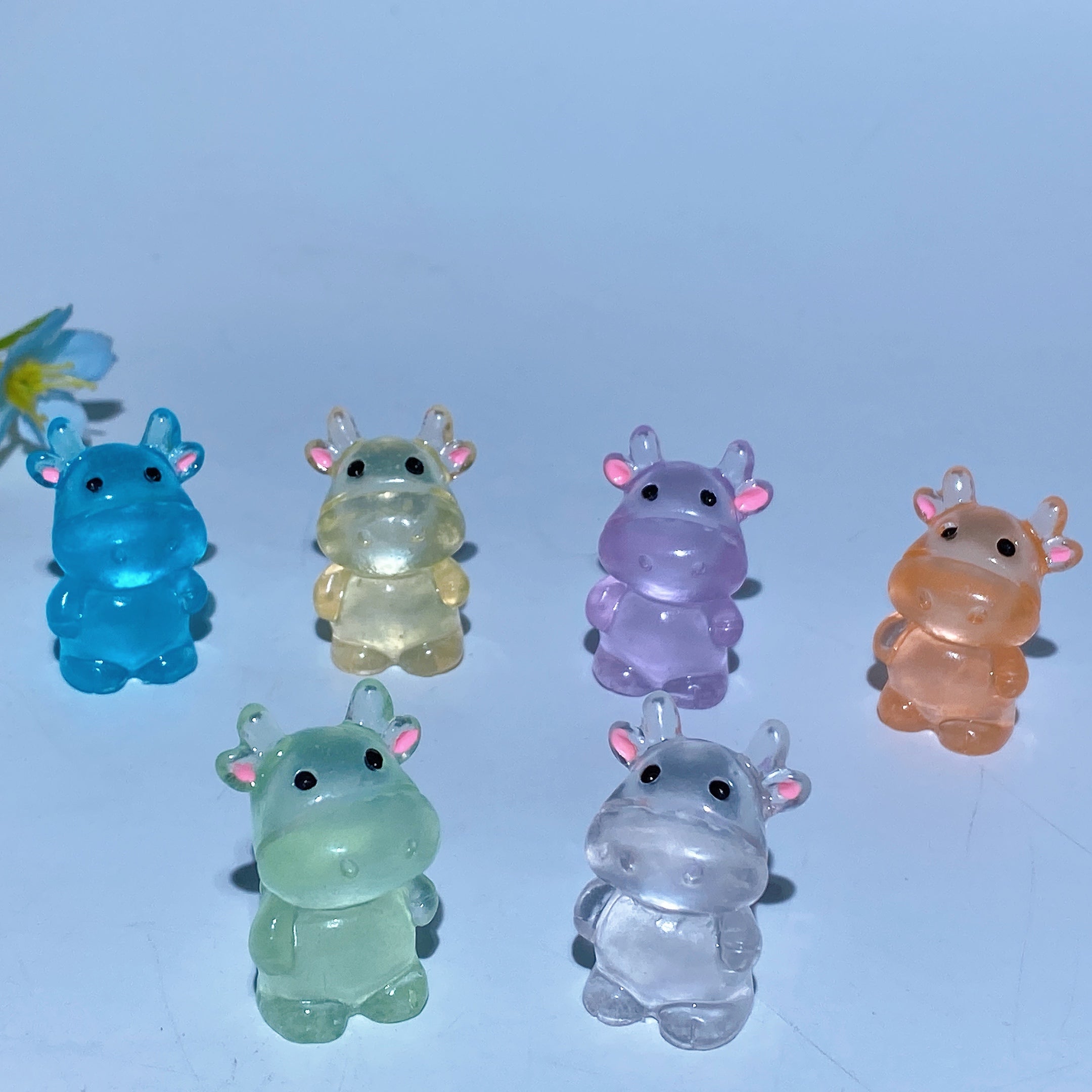 1.1 inch Crystal Cow Carving Figurine Spiritual Animal Statue