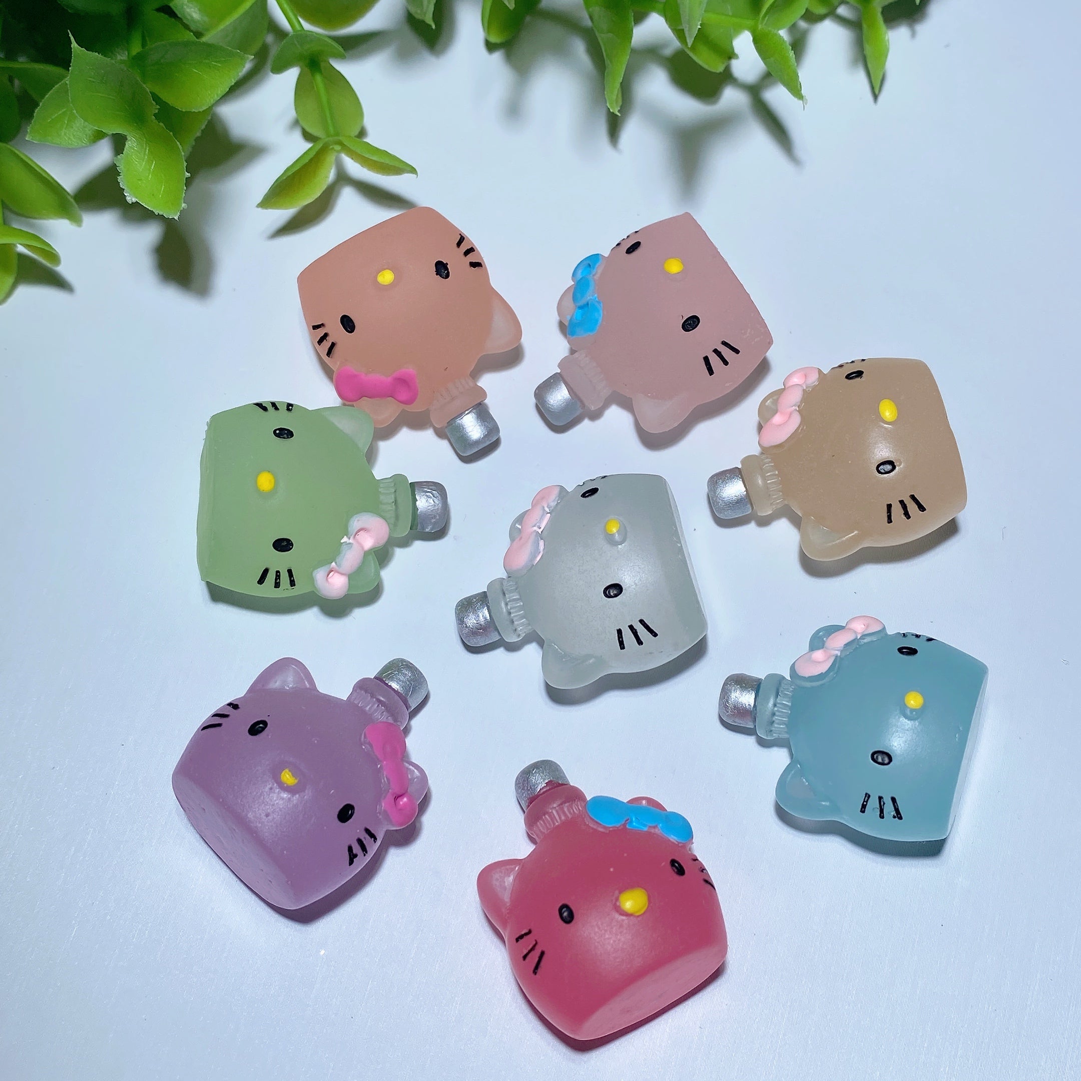 1.1 Inch Mini Resin Cat Figurine with Luminous Color Glow
