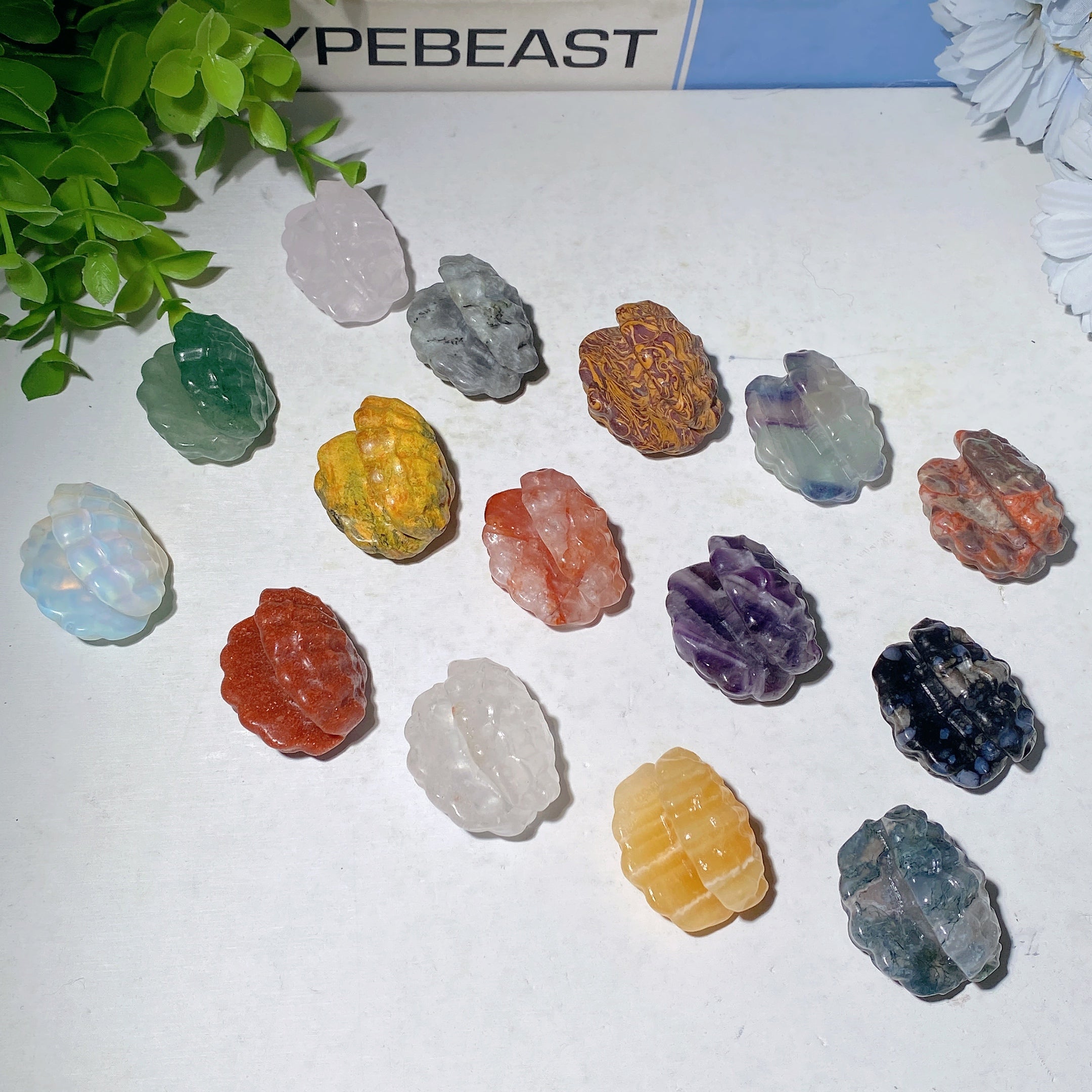 1.3 inch Mixed Crystal Shell Carvings Figurines for Healing