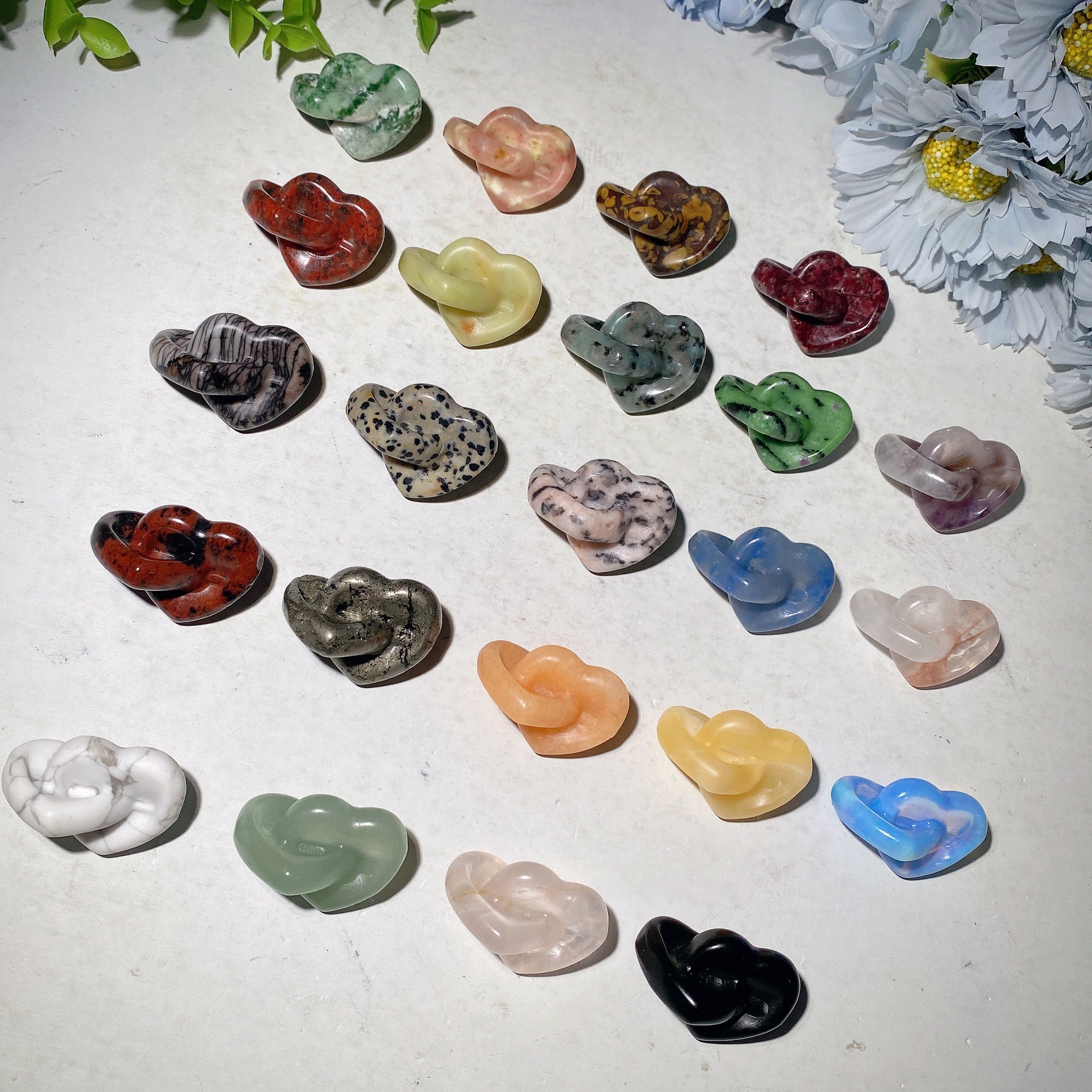 1.4" Mixed Crystal Double Heart Healing Carving