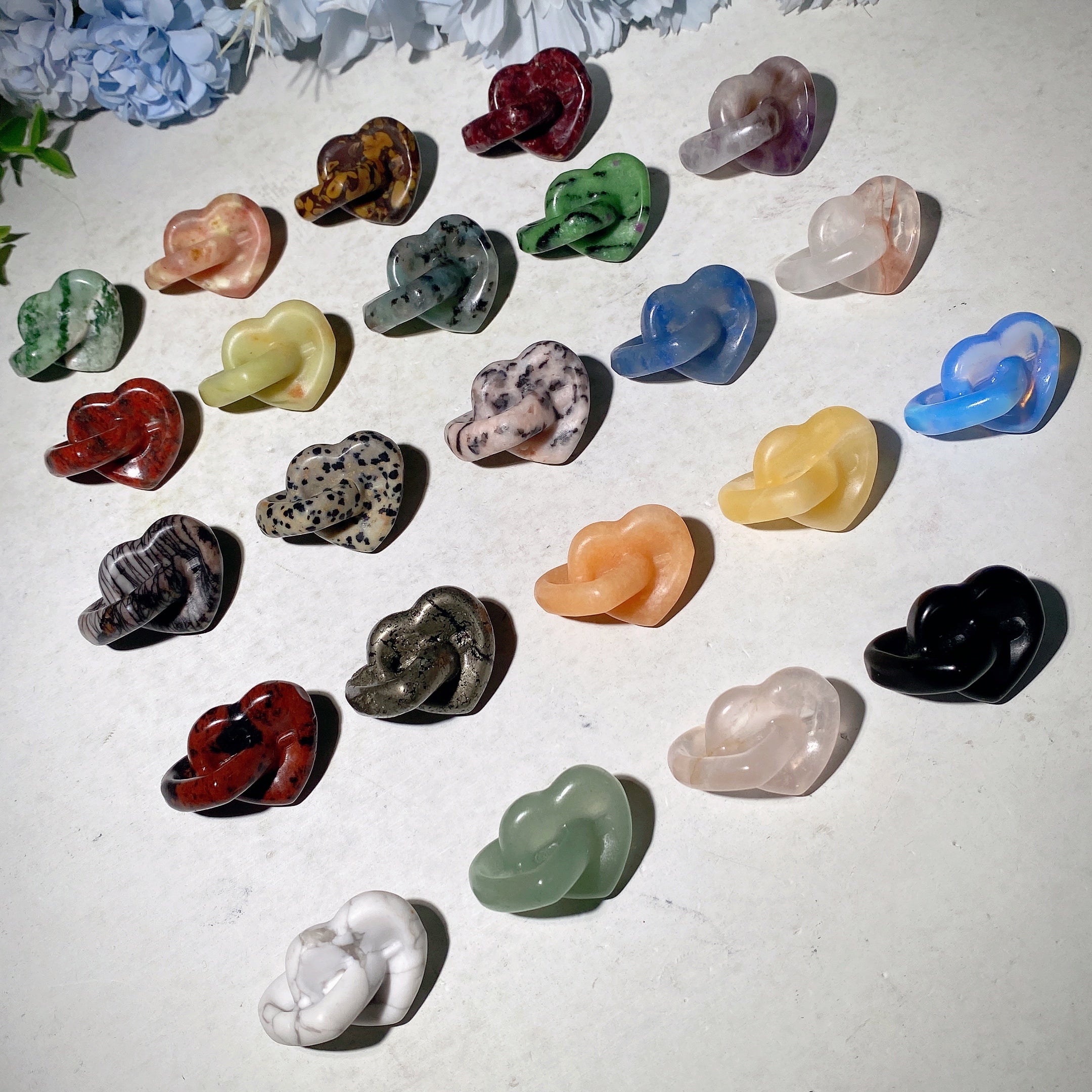 1.4" Mixed Crystal Double Heart Healing Carving