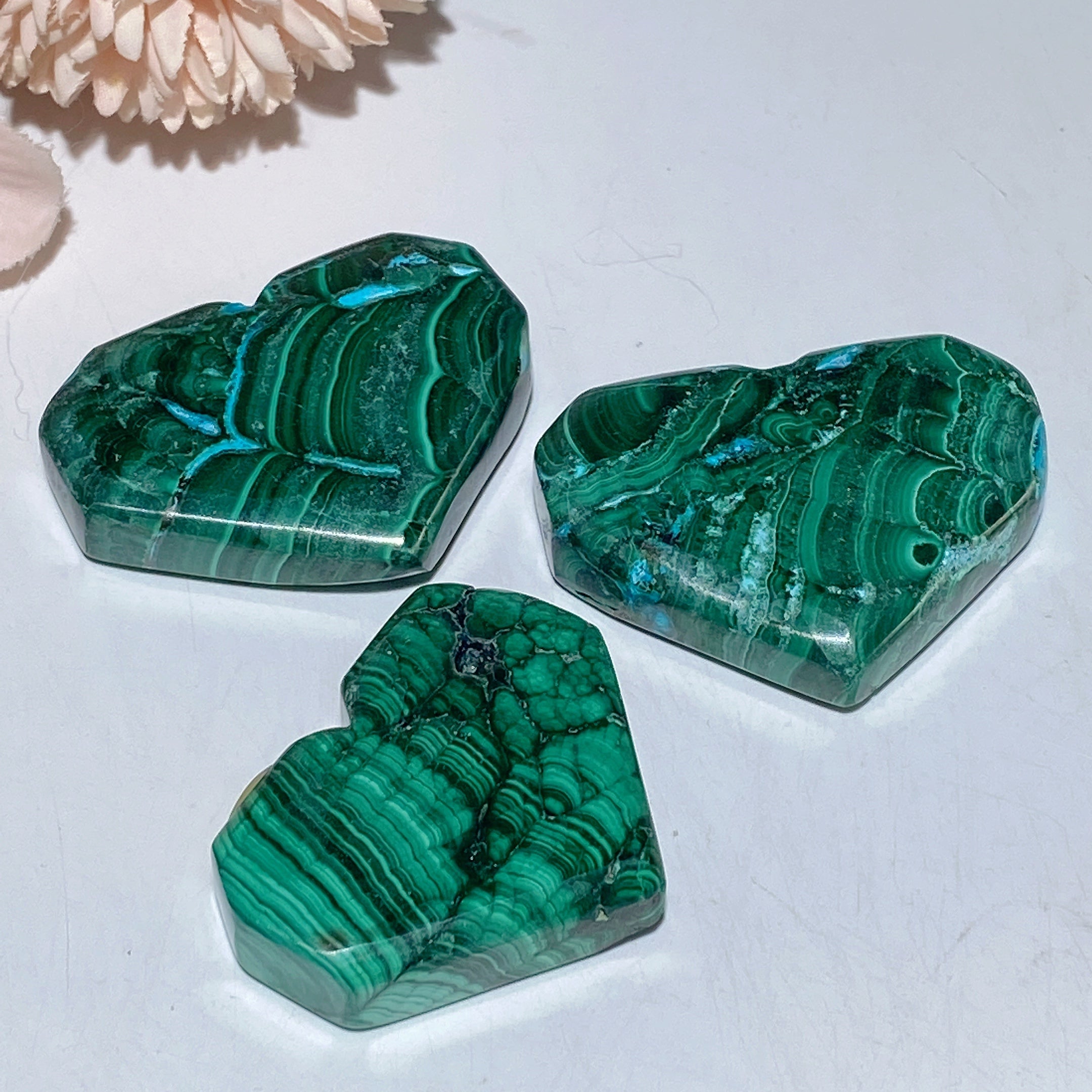 1.7-2.0 inch Natural Malachite Heart Crystal for Emotional Healing