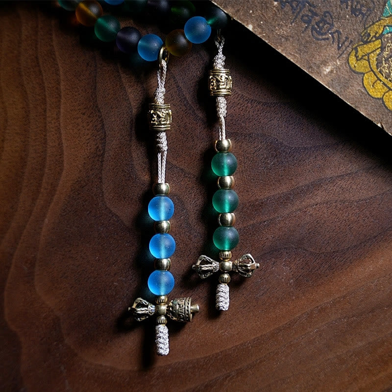 Bracelet Mala Liuli en verre de 108 perles avec breloques du zodiaque chinois