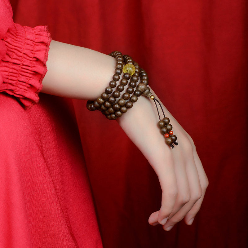 Bracelet de méditation en bois d'agar 108 perles 6 mm et 8 mm