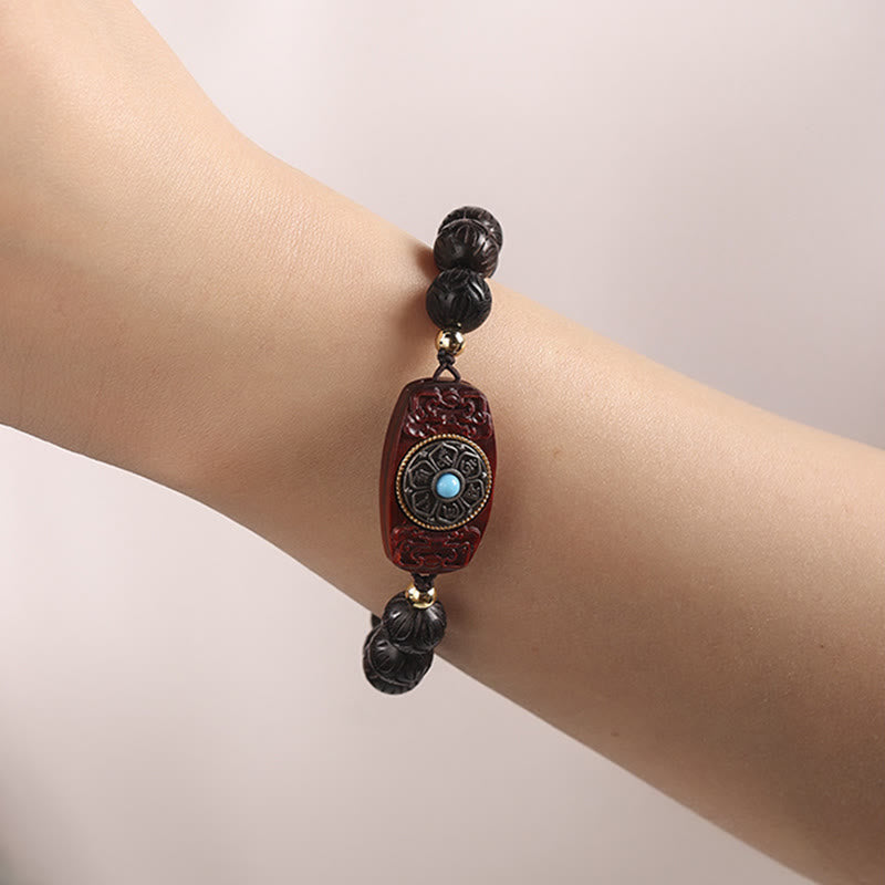 Bracelet Om Mani Padme Hum en bois de santal vert 10 mm