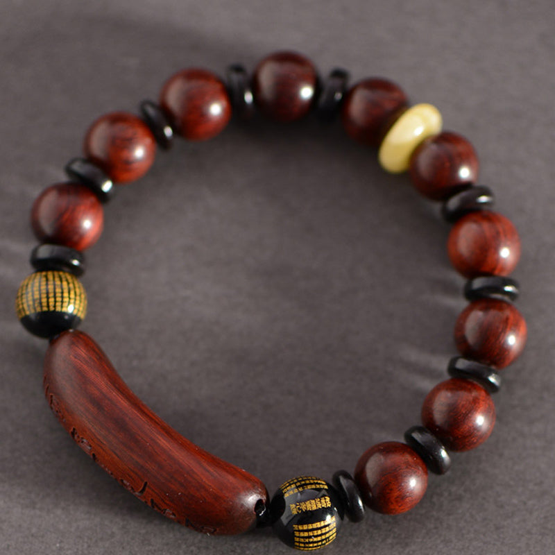 Bracelet de protection Om Mani Padme Hum en bois de santal rouge à petites feuilles de 10 mm