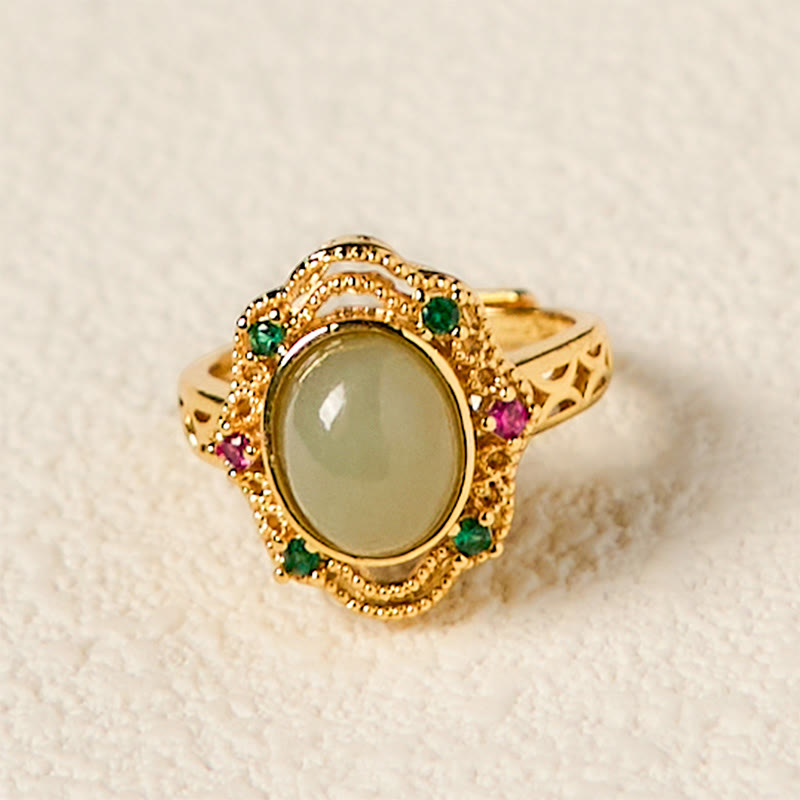 Bague porte-bonheur ouverte en jade Hetian 10 x 8 mm à motif creux