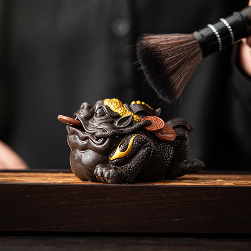 Figurine de grenouille Feng Shui en argile violette de 11 cm avec pièces de cuivre