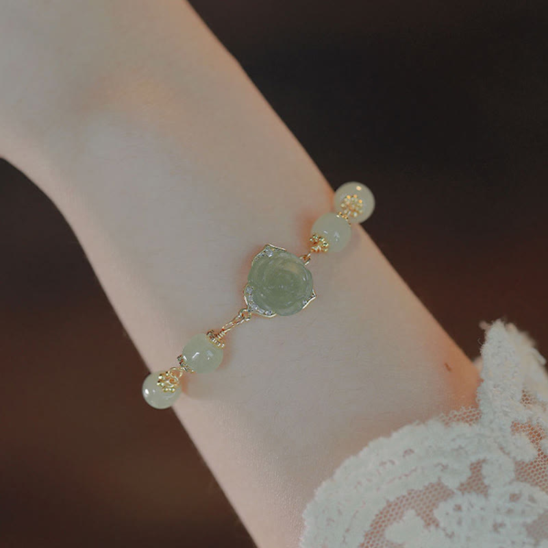 Bracelet porte-bonheur en jade Hetian plaqué or 14 carats avec fleur de rose