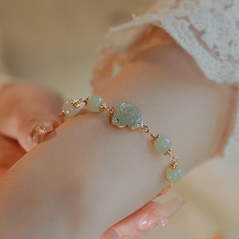 Bracelet porte-bonheur en jade Hetian plaqué or 14 carats avec fleur de rose