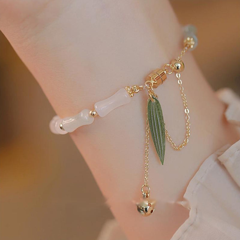 Bracelet de protection en jade blanc Hetian plaqué or 14 carats et feuille de bambou