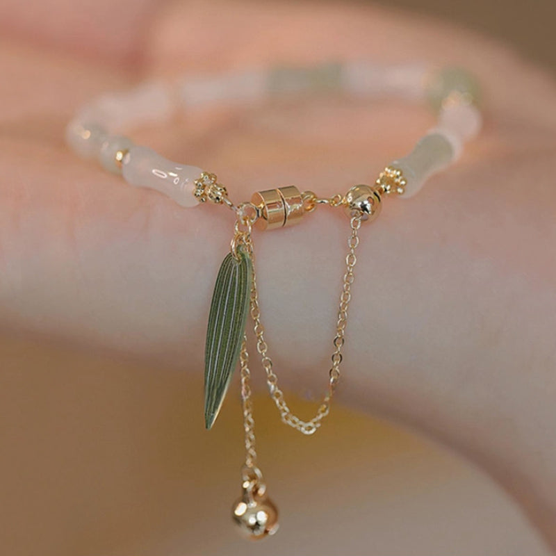 Bracelet de protection en jade blanc Hetian plaqué or 14 carats et feuille de bambou
