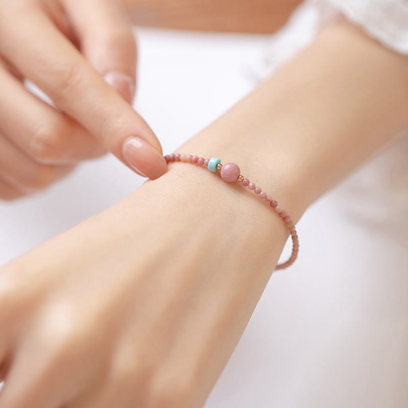 Bracelet chaîne énergétique plaqué or 14 carats avec rhodonite