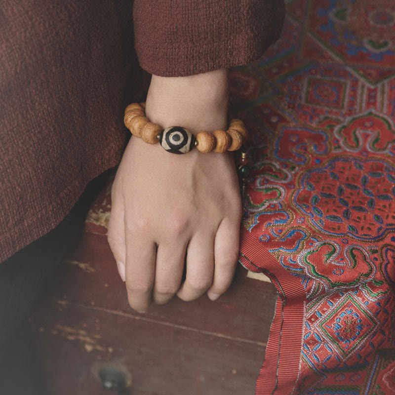 Bracelet Mala en perles Bodhi Seed Dzi de 14 mm pour la paix