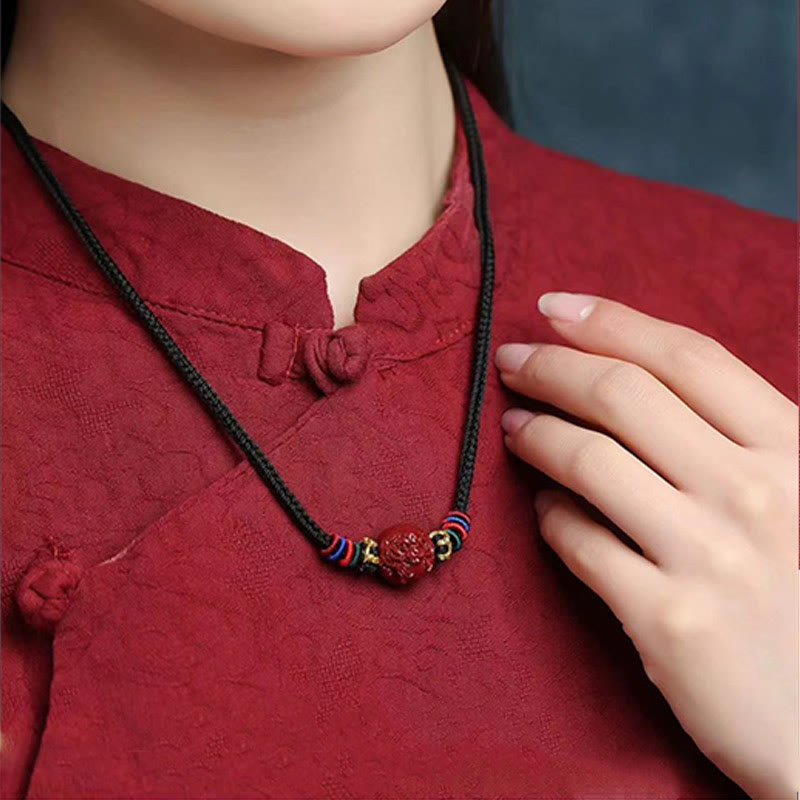 Collier pendentif bénédiction du zodiaque chinois en cinabre de 14 mm