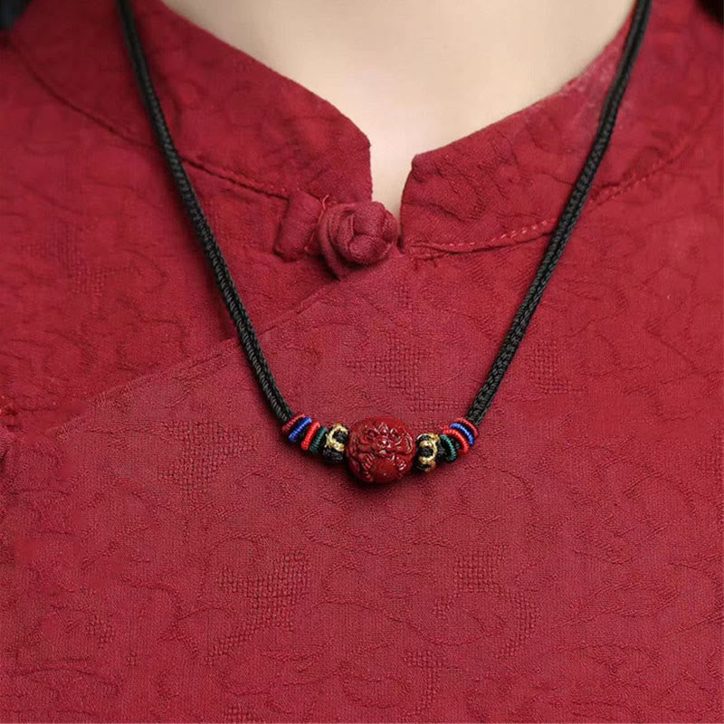 Collier pendentif bénédiction du zodiaque chinois en cinabre de 14 mm