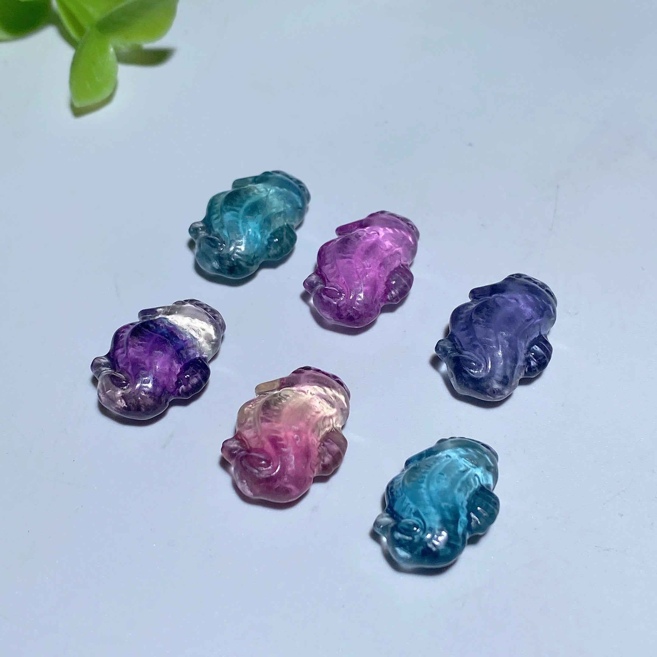 Figurines miniatures en cristal de fluorite de 15 à 20 mm pour la guérison