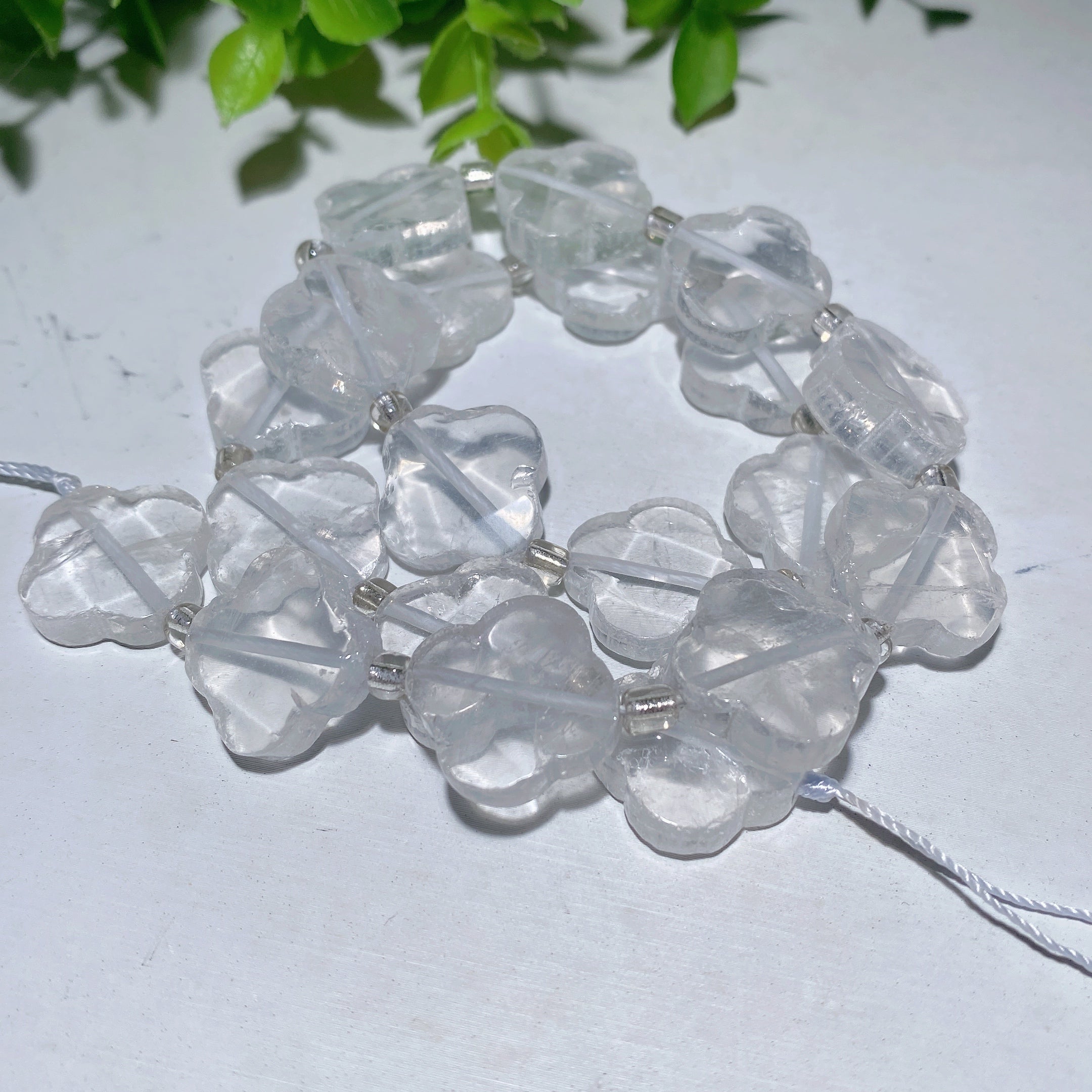 Fil de cristal mixte en forme de trèfle à quatre feuilles de 15 pouces