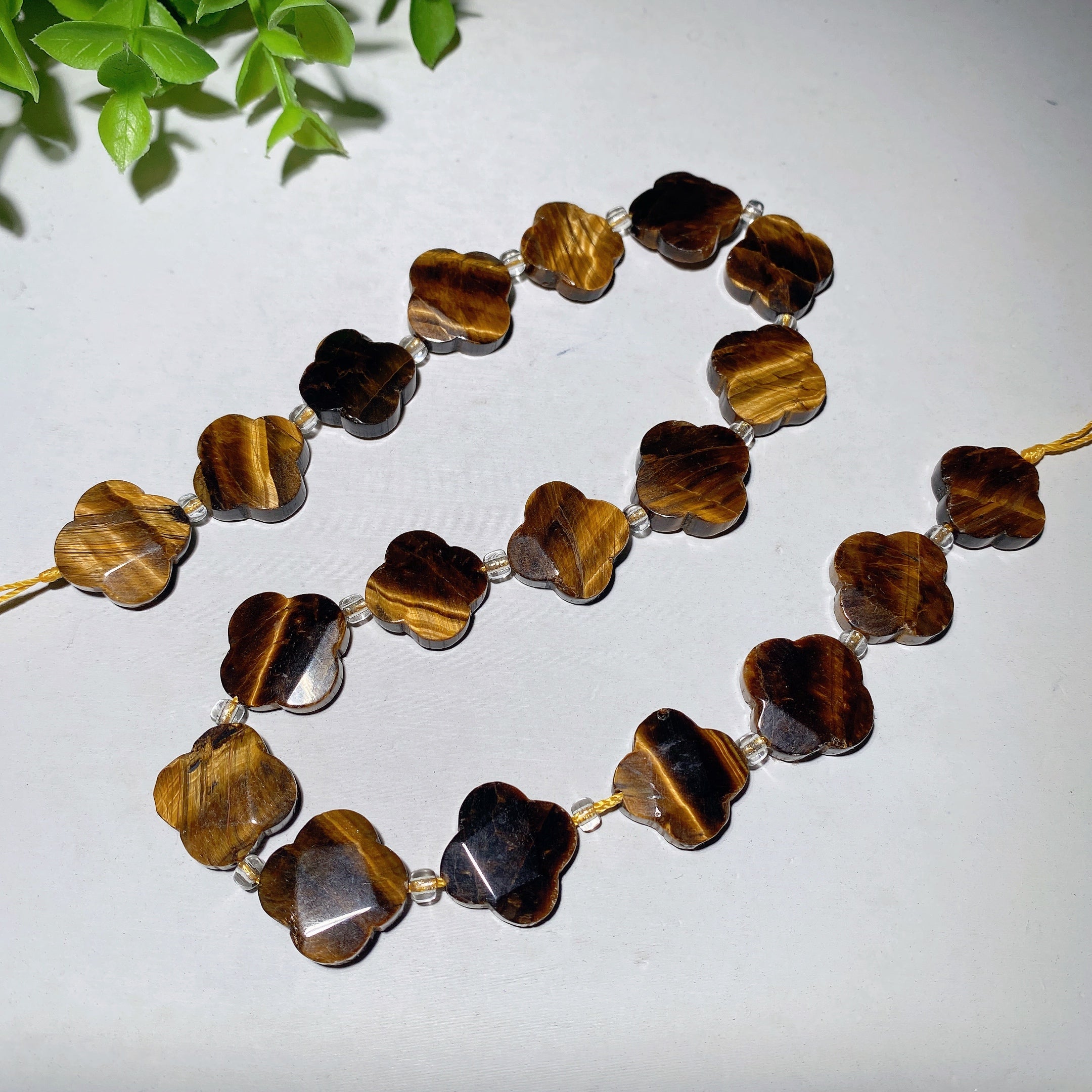 Fil de cristal mixte en forme de trèfle à quatre feuilles de 15 pouces