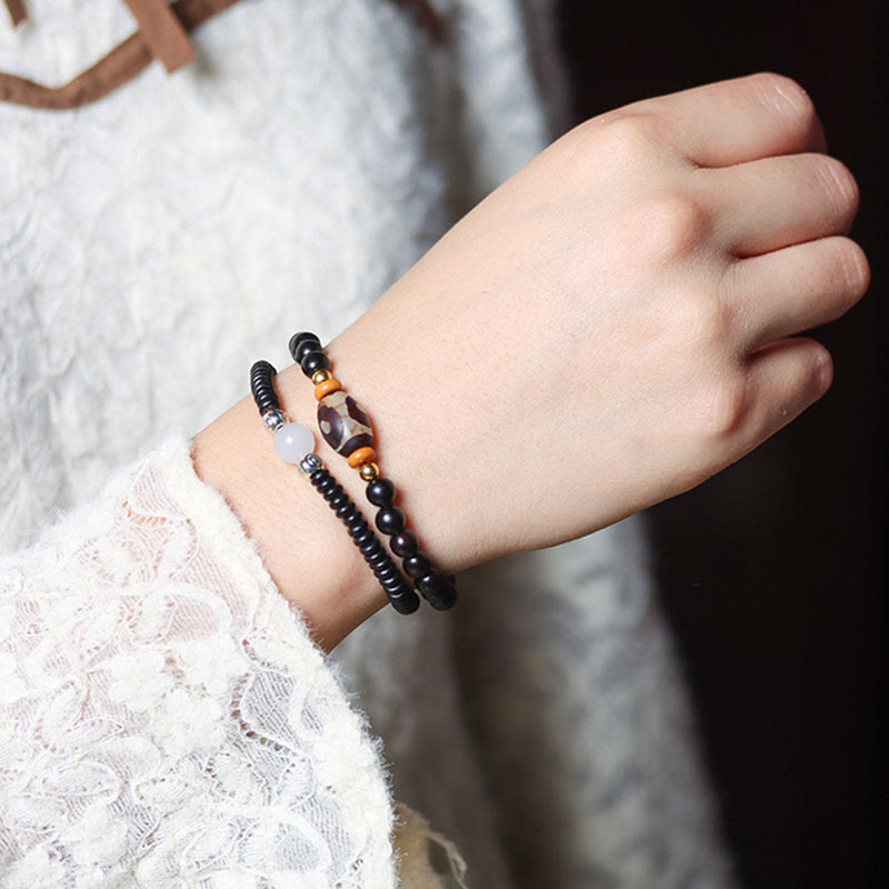 8mm Ebony Sandalwood Dzi Bead Balance and Calm Bracelet