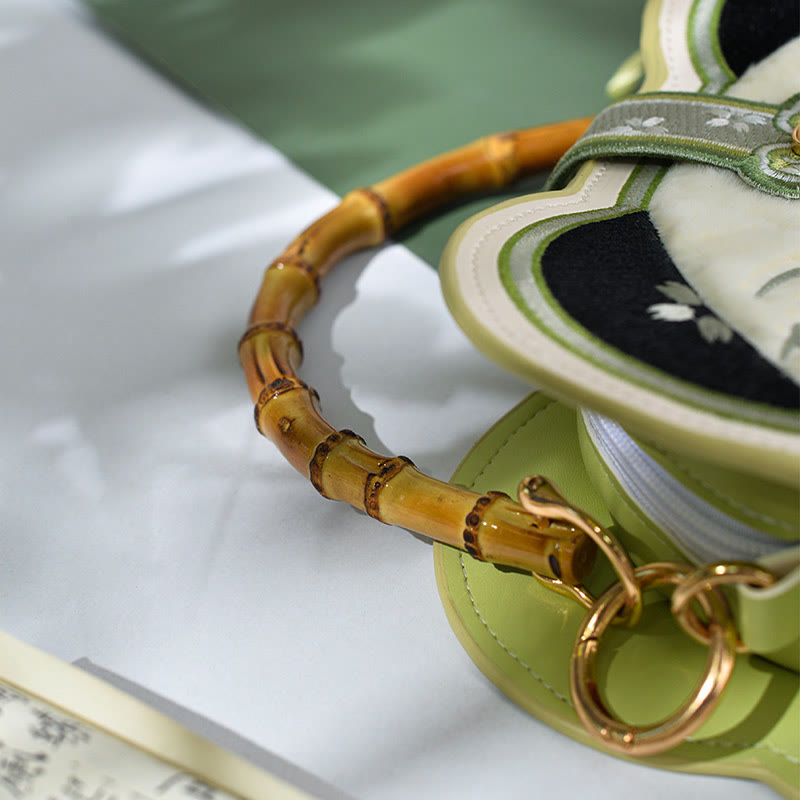 Panda Bamboo Embroidery Pearl Chain Crossbody Bag 19.5cm