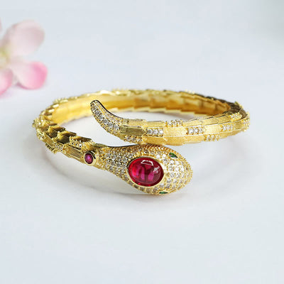 Bracelet Serpent Force en Cuivre avec Rubis pour Protection et Chance