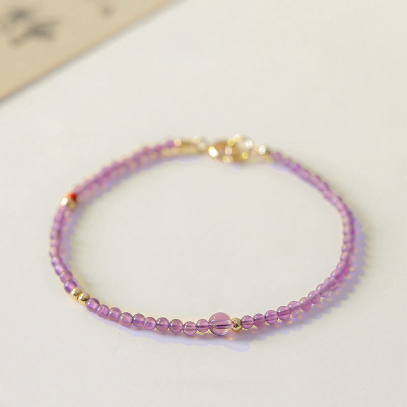 Bracelet de méditation plaqué or 14 carats avec améthyste de 2 mm