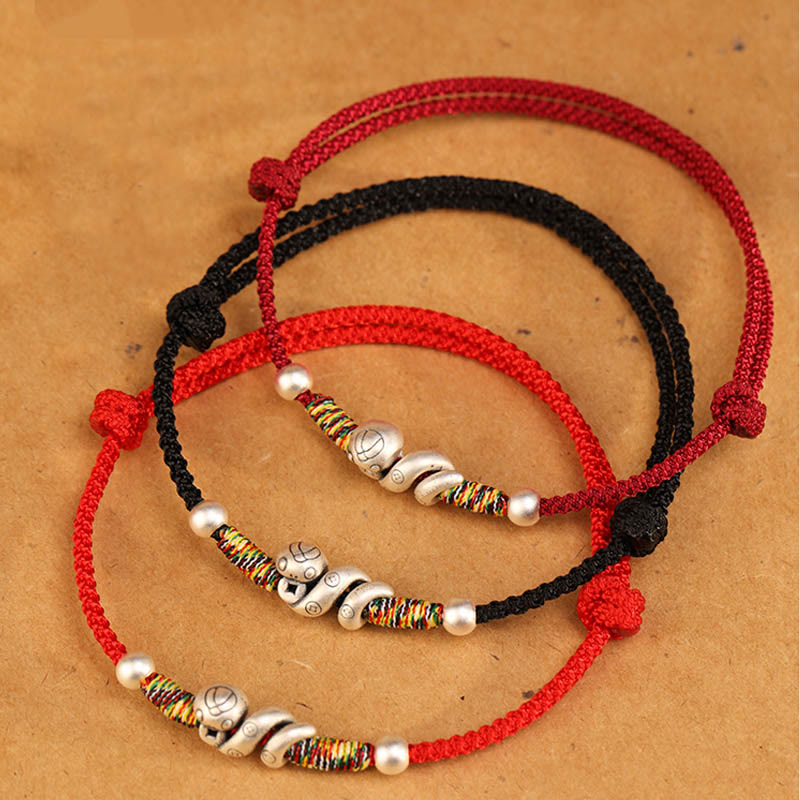 Bracelet de cheville serpent en argent sterling avec fil rouge