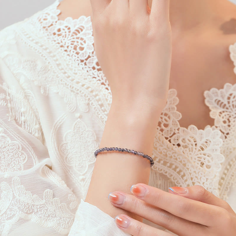 Bracelet de communication ultra-fin en perles d'améthyste et d'iolite de 3 mm