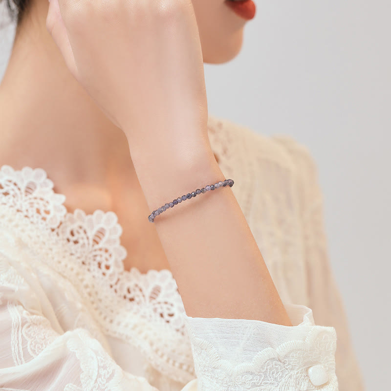 Bracelet de communication ultra-fin en perles d'améthyste et d'iolite de 3 mm