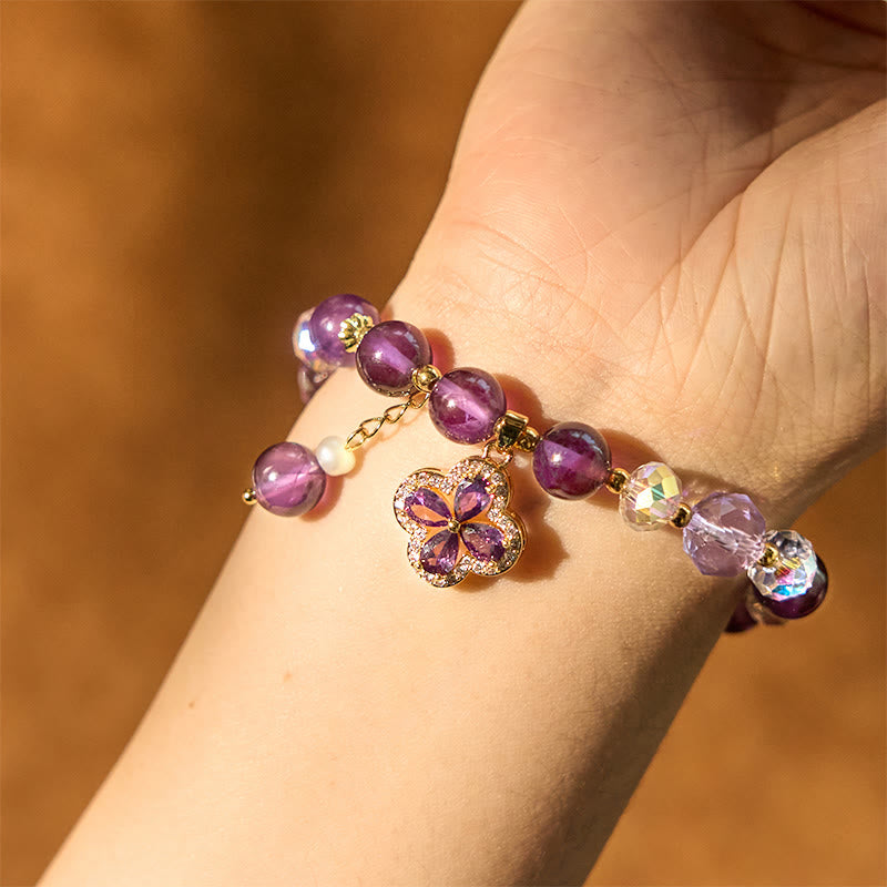 Bracelet de guérison spirituelle en améthyste naturelle avec breloque trèfle à quatre feuilles