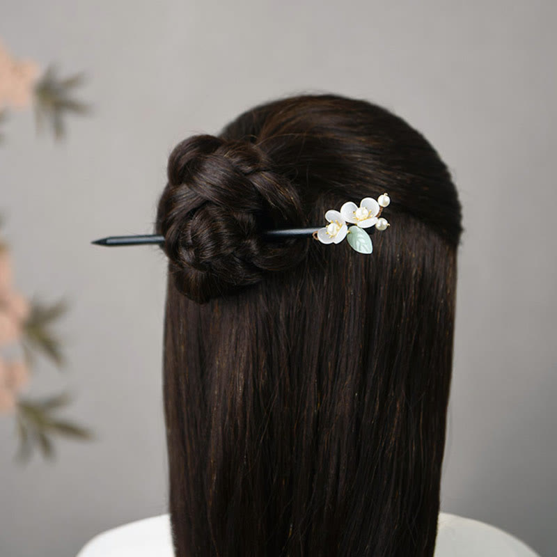 Magnolia Pearl Spiritual Protection Hairpin with Grain Wood