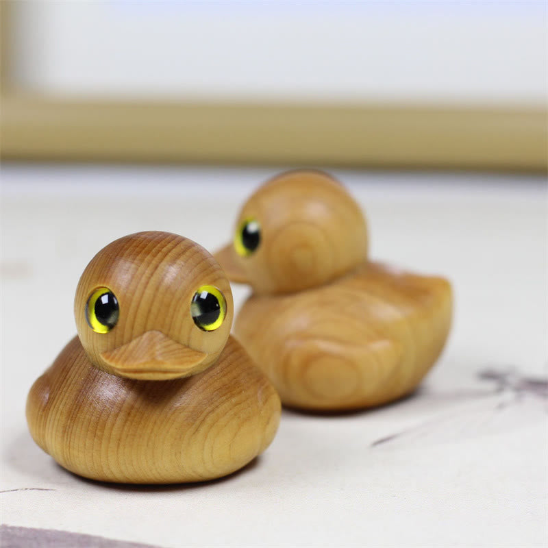 Thuja Sutchuenensis Wood Tiny Duck Statue for Prosperity & Purity