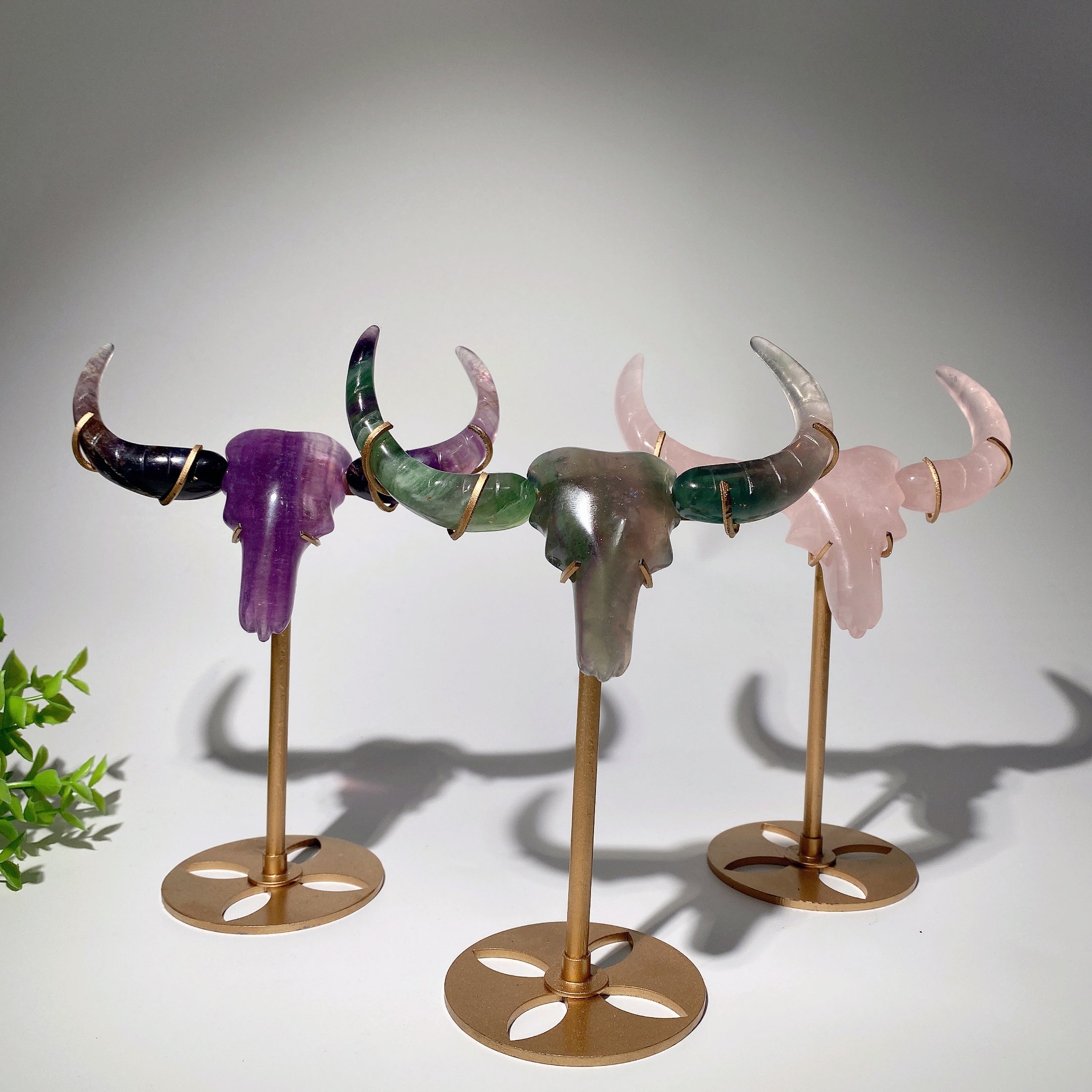17cm Crystal Bull Head Carvings Three-Pieces Set