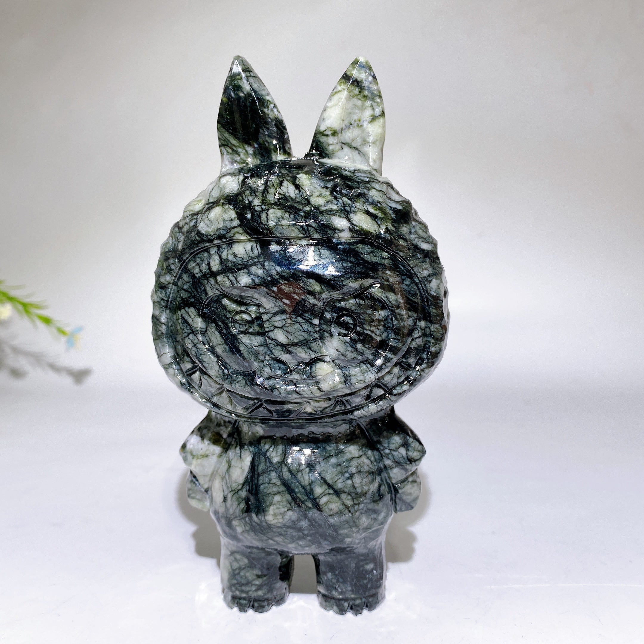 18cm Crystal Figurine in Picasso Stone for Healing Energy