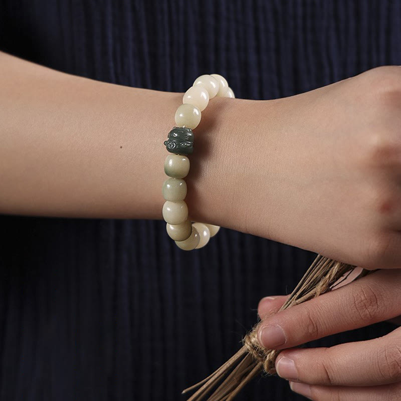 Bodhi Seed Lucky Cat Peace Bracelet for Spiritual Harmony