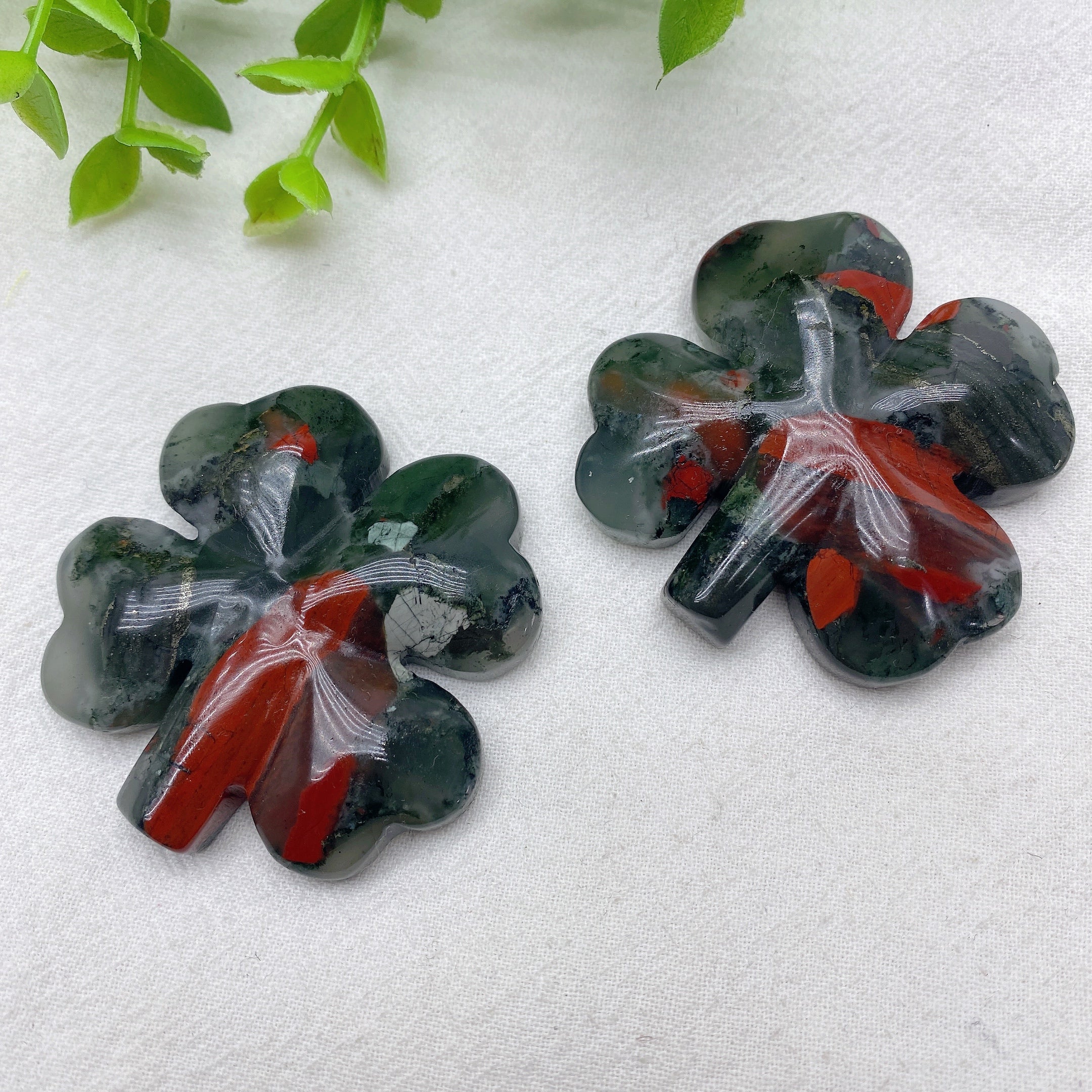 2.0 Inch Emerald Jade & Blood Stone Four-Leaf Clover Figurine