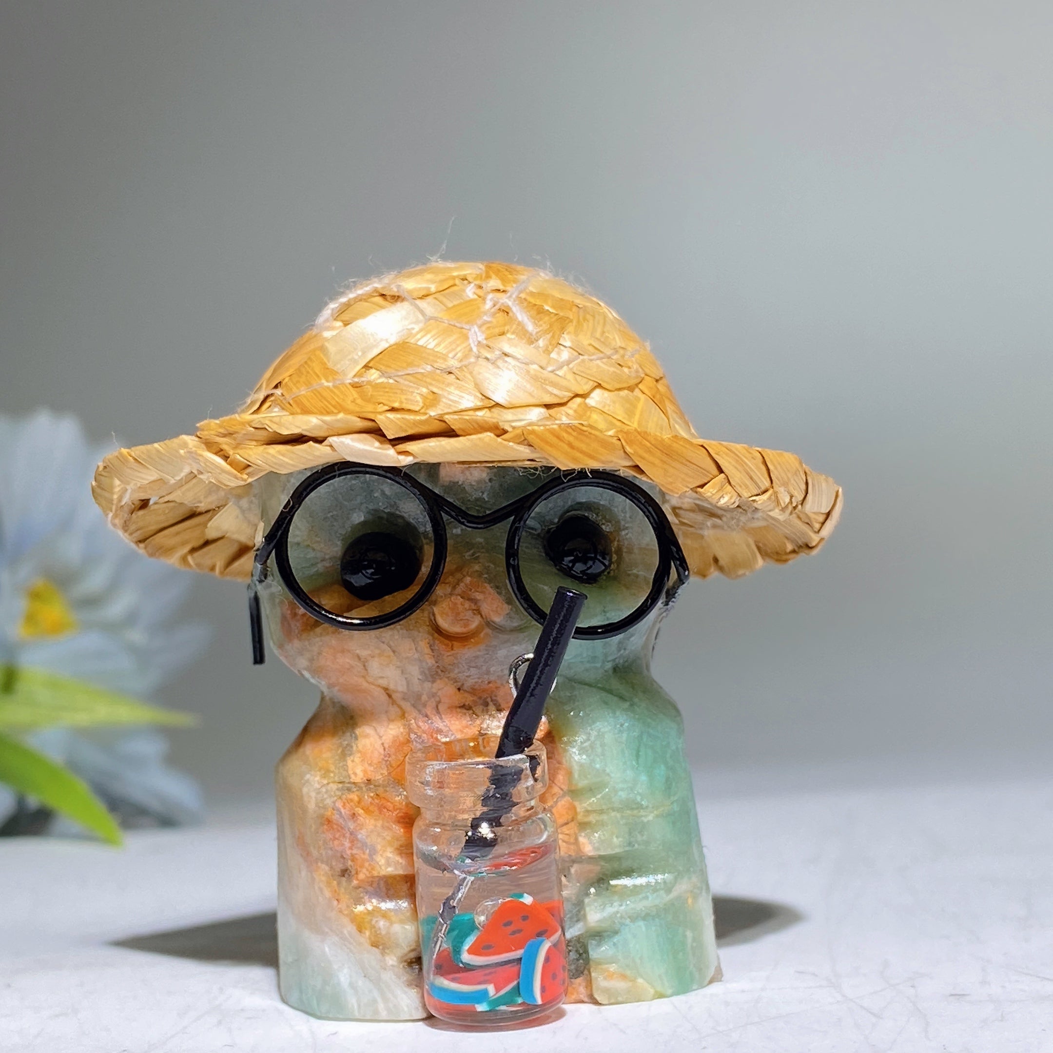 2.1-2.7 in Crystal Child Carving with Straw Hat Healing Figurine
