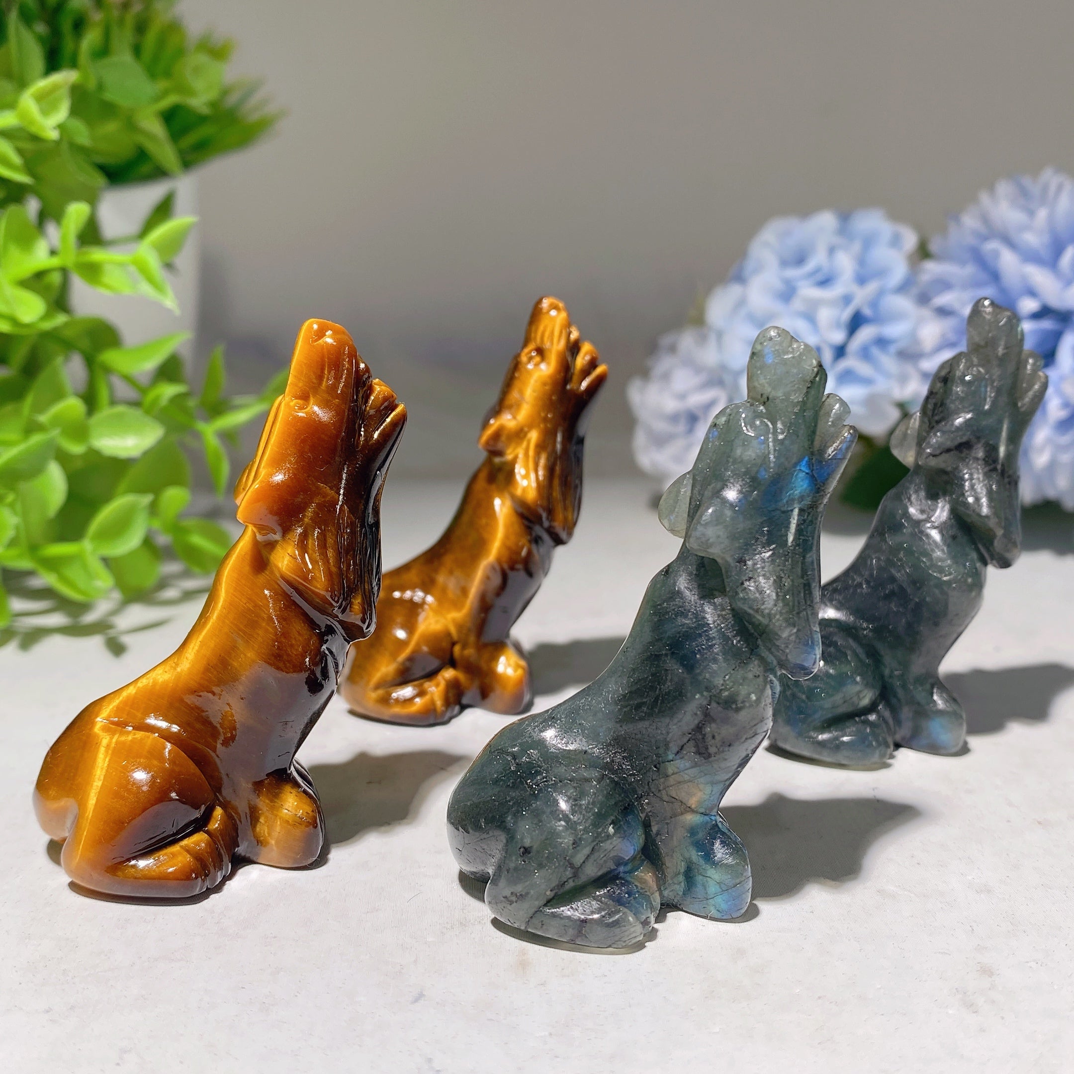 2.2-inch Yellow Tiger's Eye & Labradorite Wolf Crystal Carving