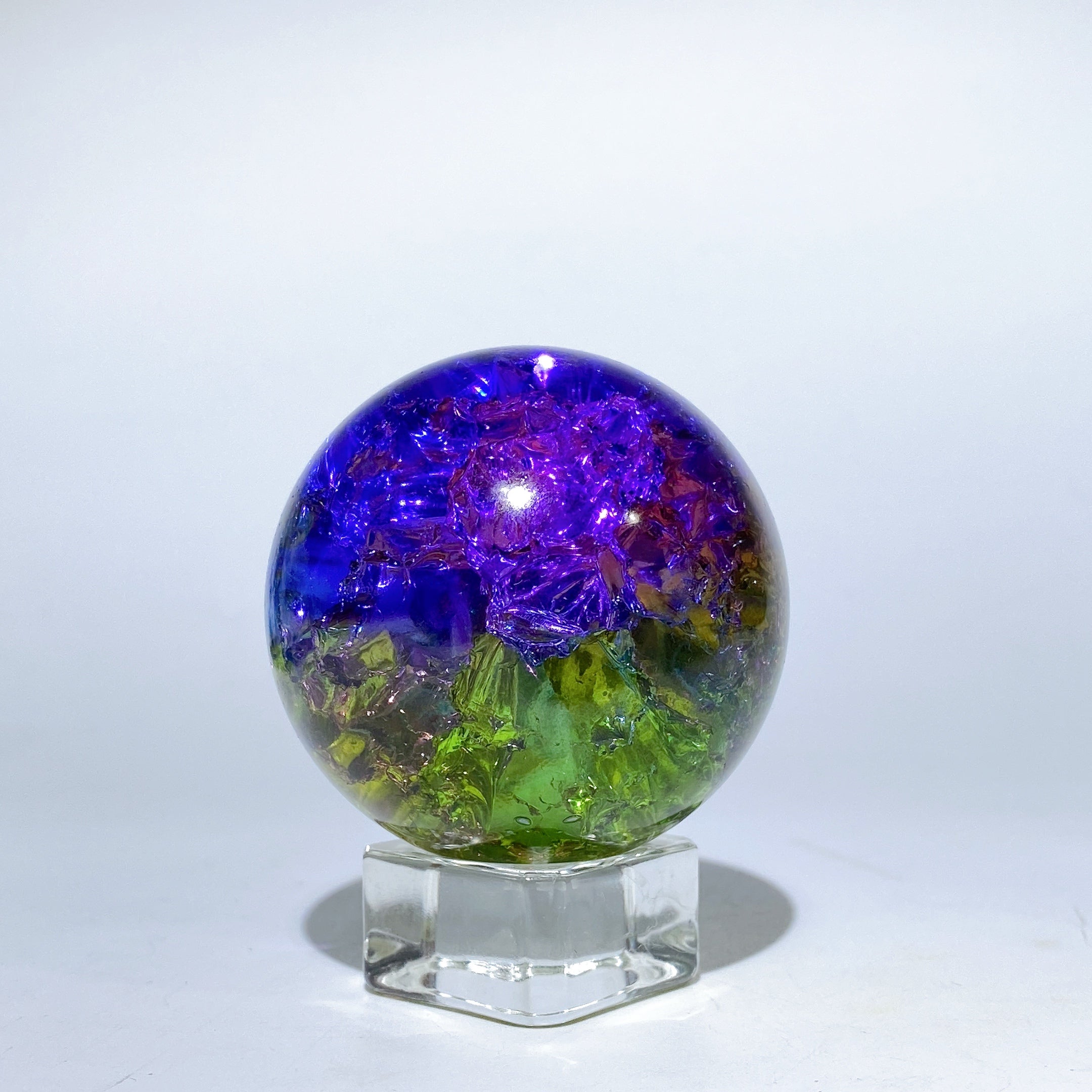 2-4 inch Crack Glass Crystal Sphere for Spiritual Healing