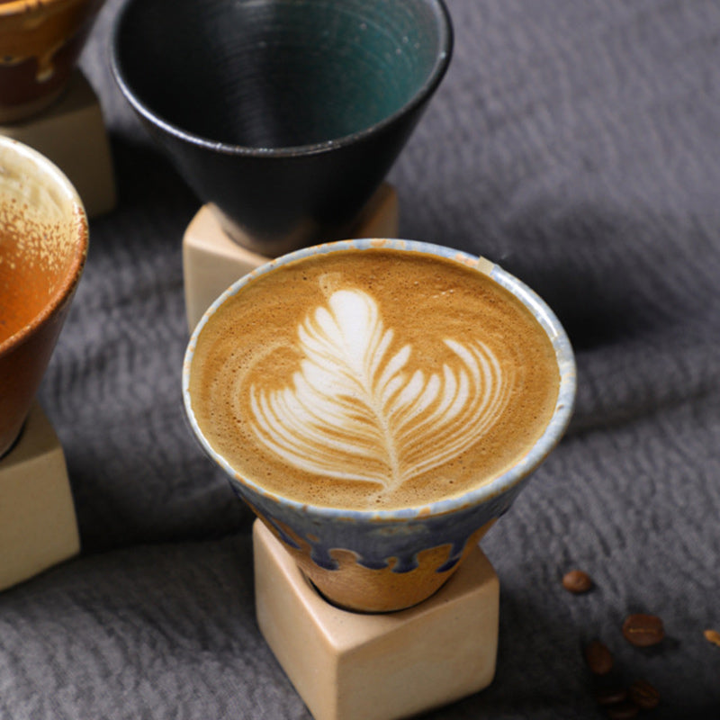 Tasse à café vintage en céramique dégradée avec base, 200 ml | Décor Zen