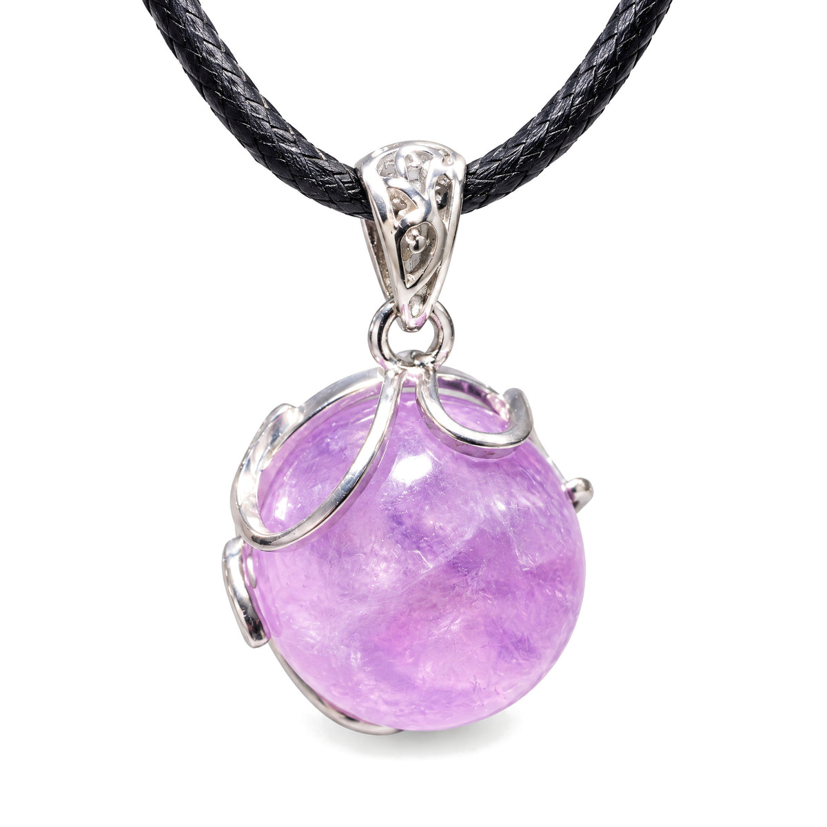 20mm Amethyst Pendant for Spiritual Healing & Meditation, Amethyst, on a white background