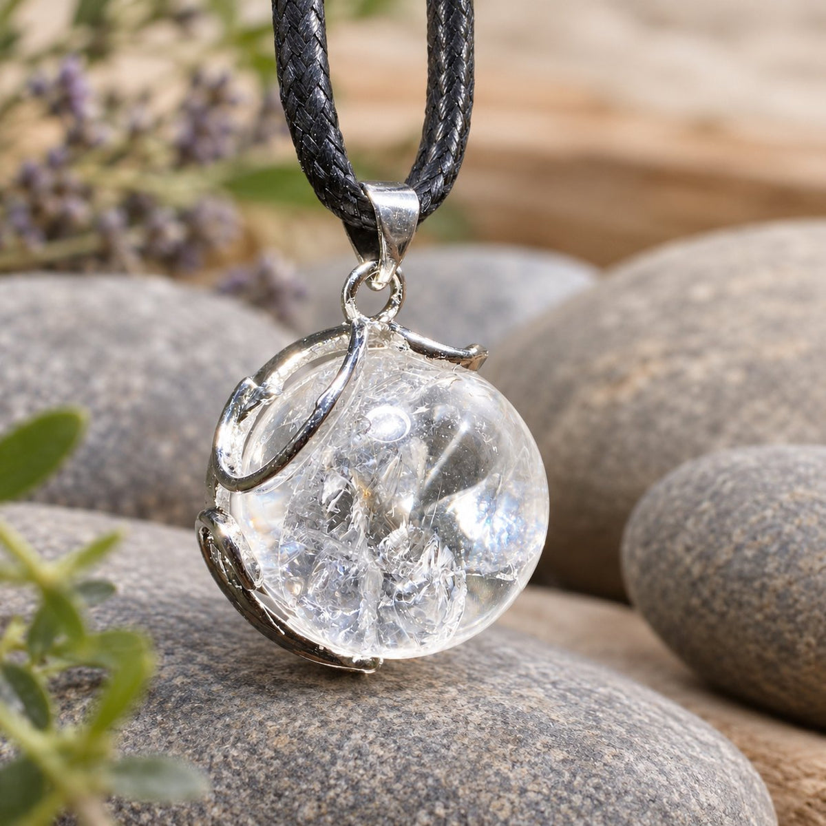 20mm Amethyst Pendant for Spiritual Healing & Meditation, clear quartz pendant