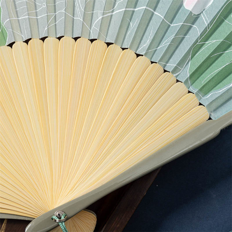 Éventail chinois pliable de 21 cm avec motifs de lotus, bégonia, jasmin et cadre en bambou
