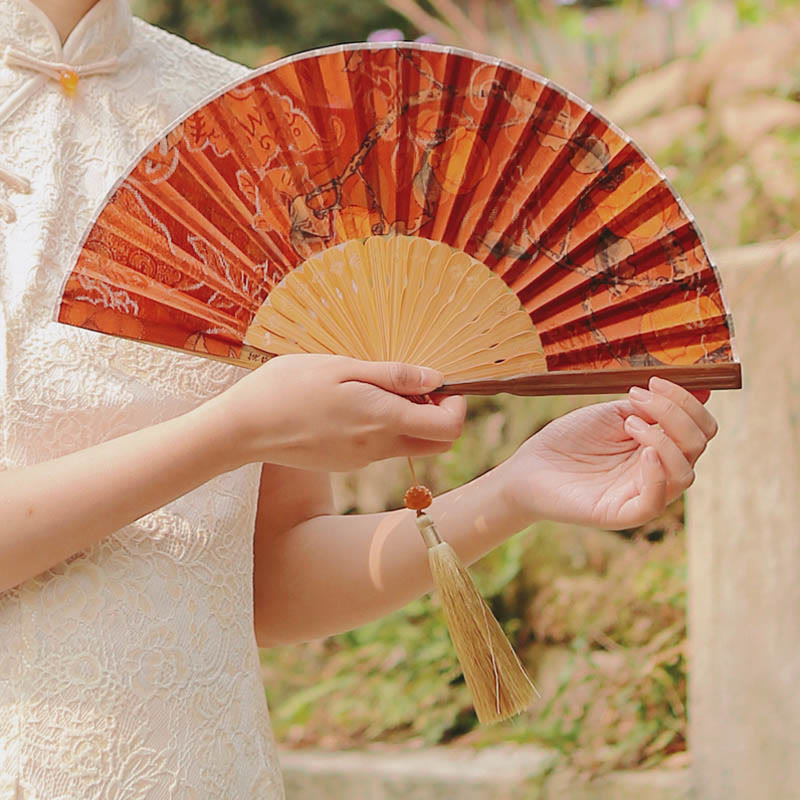 Éventail chinois pliable de 21 cm en soie Xiangyunsha et bambou