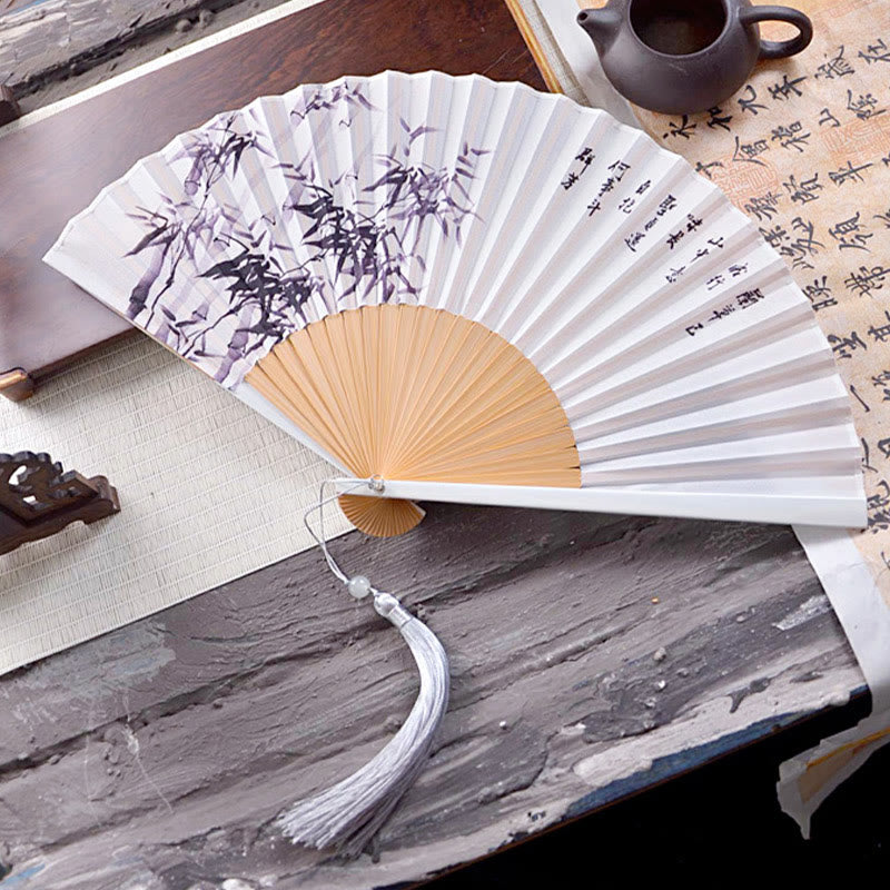 Éventail chinois pliable de 23,3 cm, motif lotus, peinture à l'encre, avec cadre en bambou