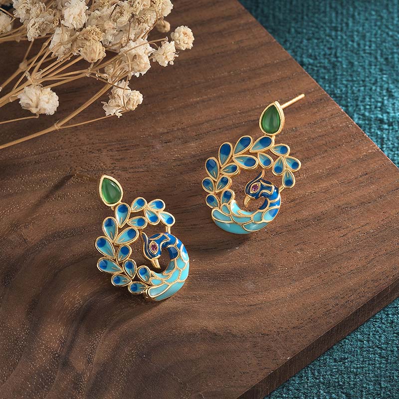 Natural White Peacock Green Agate Fortune Earrings for Relaxation