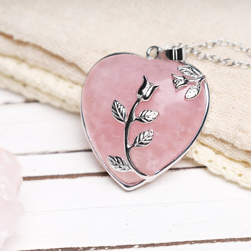 Collier pendentif cœur en améthyste pour la guérison et l'équilibre