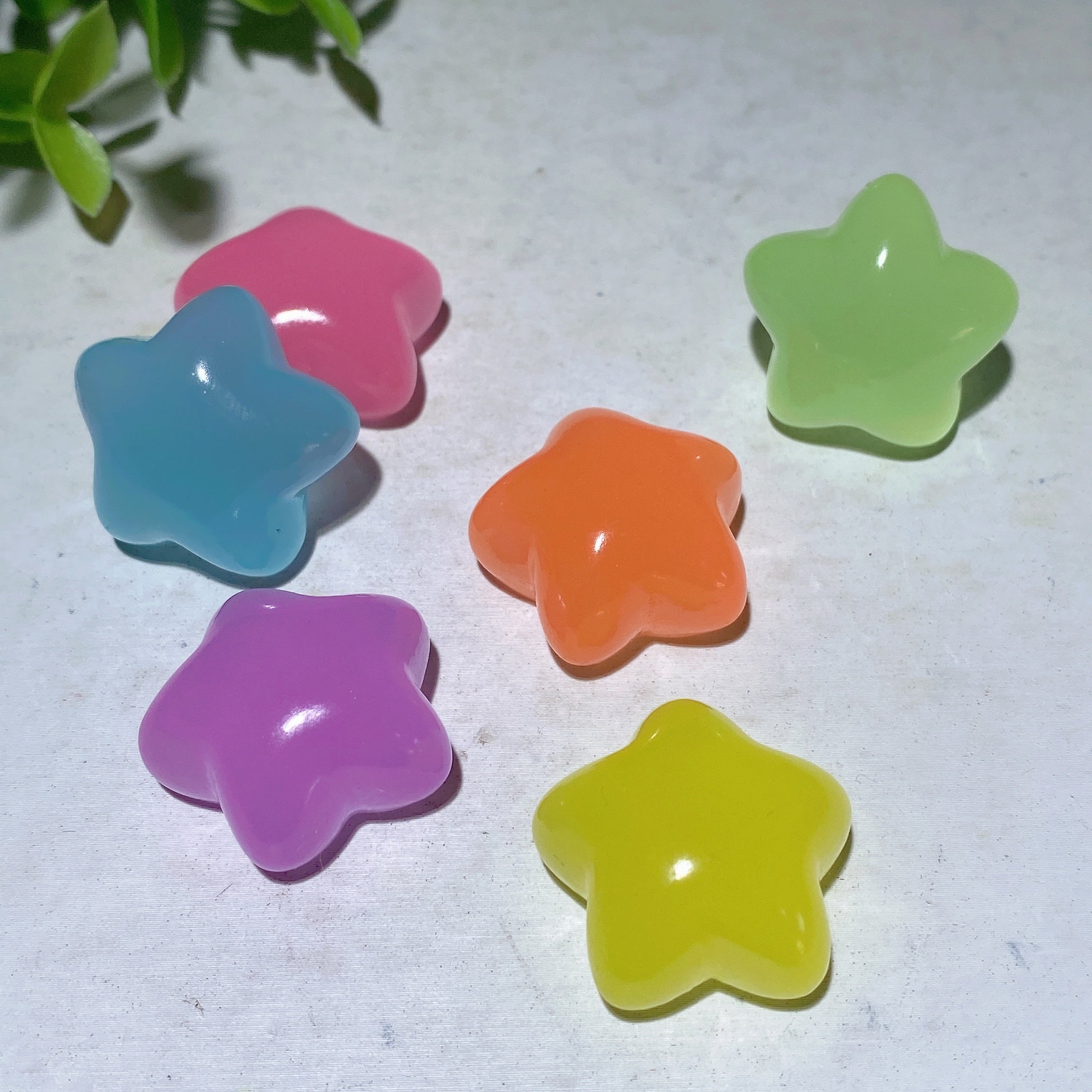 25mm Colorful Crystal Star Carvings for Healing & Chakra