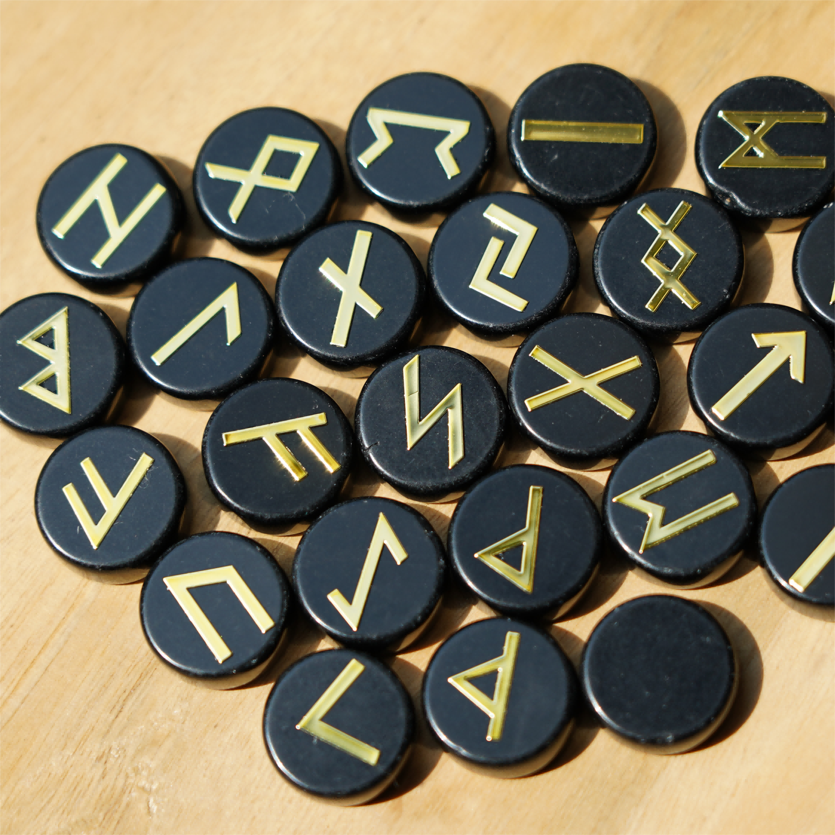 Ensemble de 25 runes de guérison en cristal mixte | Pierres polies de 15 mm